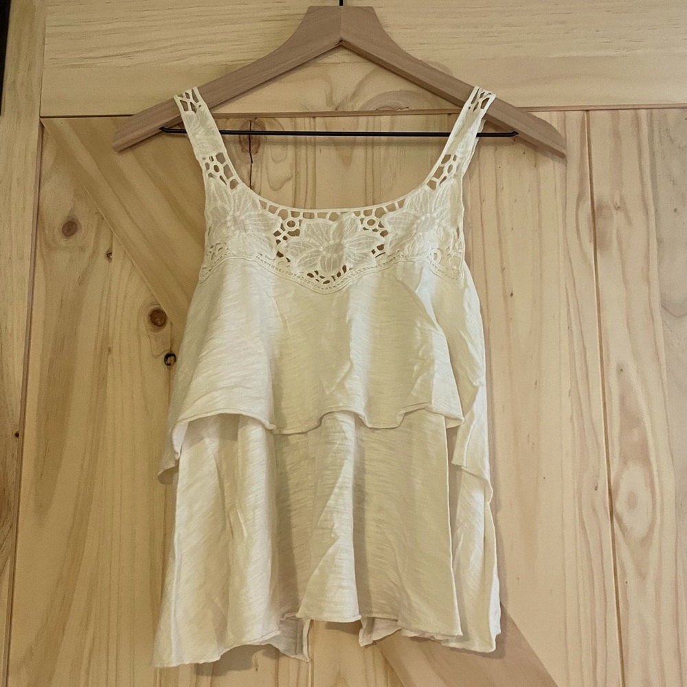 Lace open-back Kimchi Blue tank top